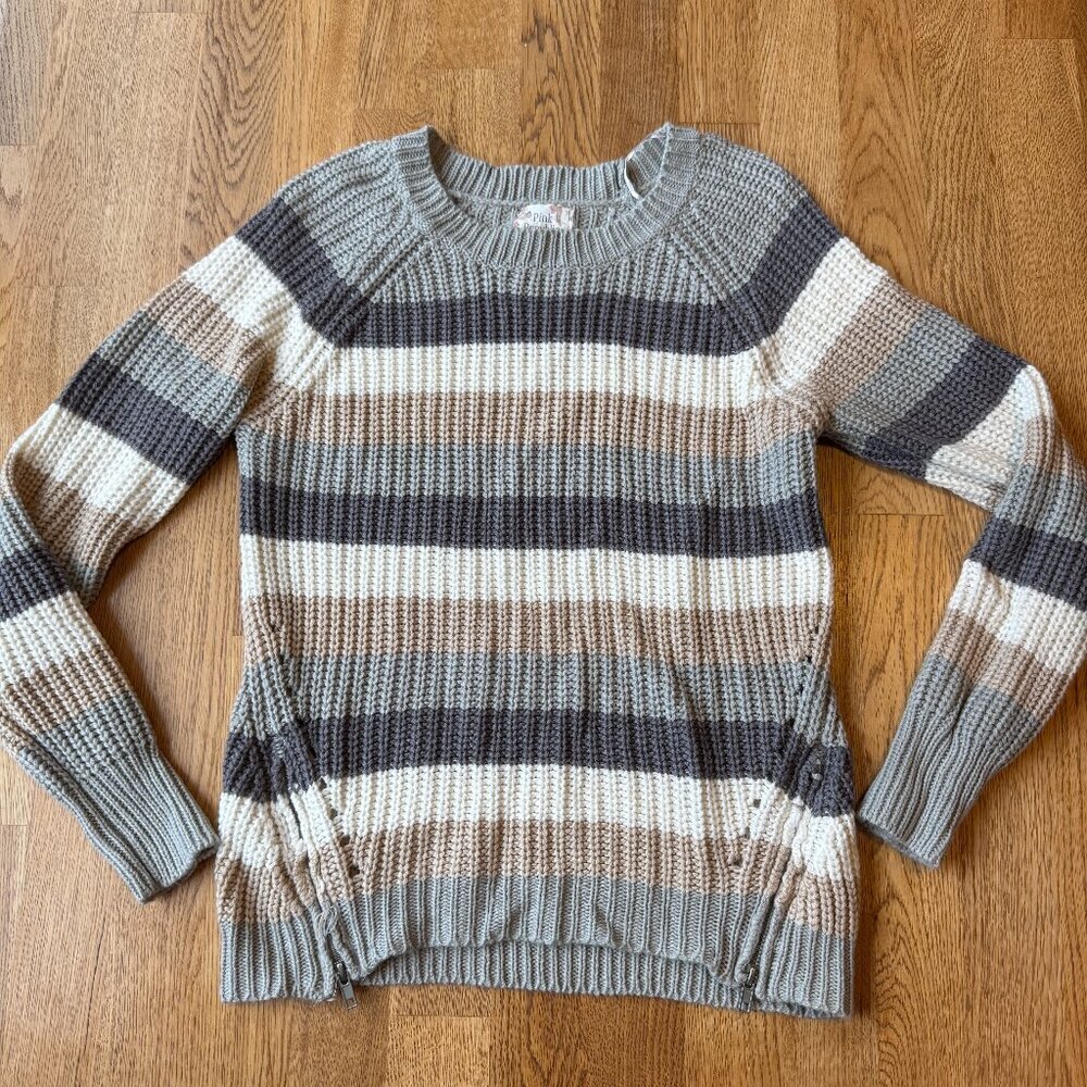 Pink Republic Striped Knit Sweater Size Large